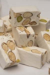 Weißer Nougat aus der Provence, 100 g